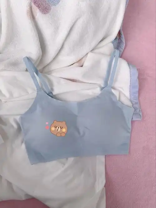 被室友嘲笑穿小学生内衣我泰难了