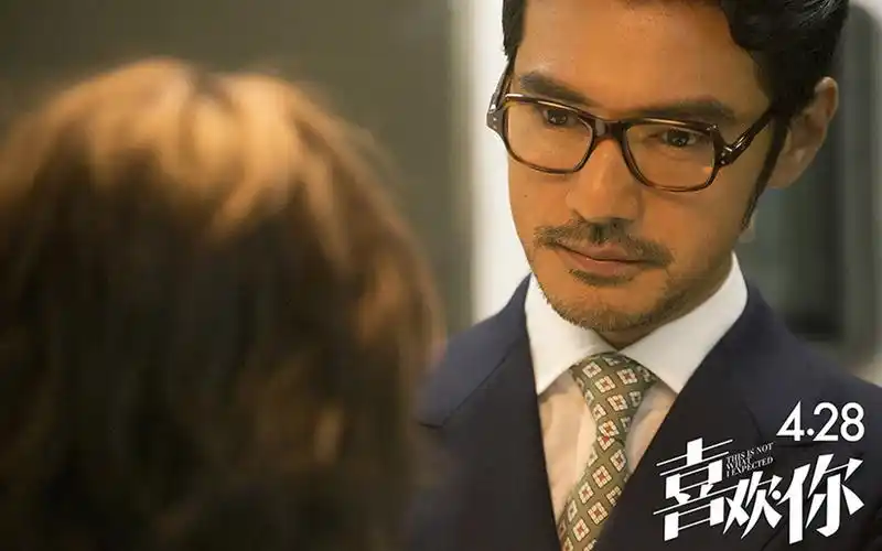 大陆影视 电影《喜欢你》金城武周冬雨高清剧照壁纸 (3/ 5) 2017-03