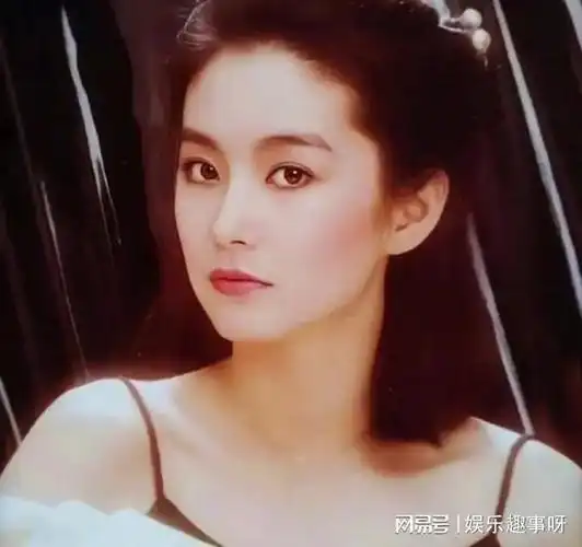 同母不同命:妹妹林青霞红得发紫,姐姐林莉靠每月450块钱度日|林丽霞