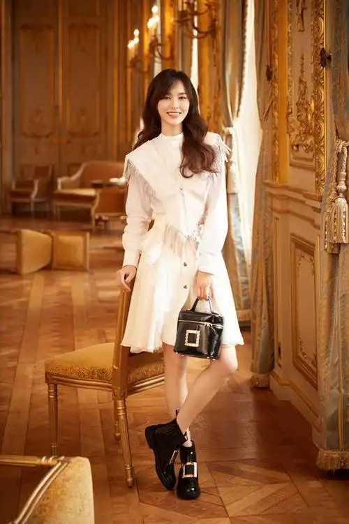 唐嫣既"美腻"又会穿,甜美女神的穿搭教科书!优雅气质无可挑剔
