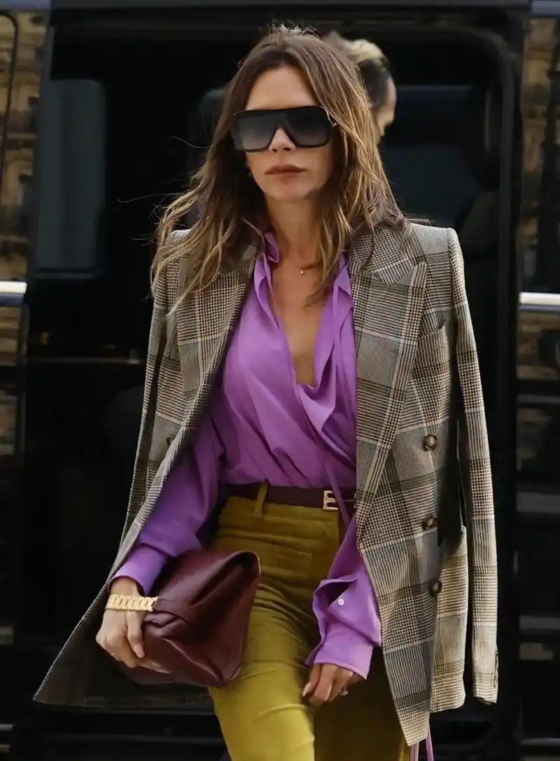 维多利亚贝克汉姆时装周街拍