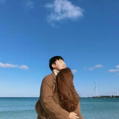 夫妻微信头像一左一右感情被记忆珍藏几个世纪