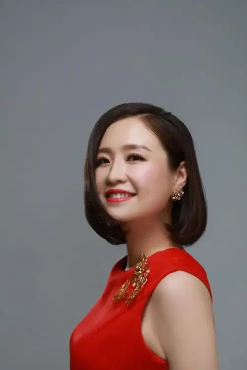 齐鲁电视台女主持人山东卫视齐鲁频道美女主持人