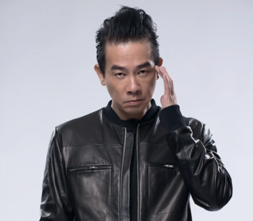 【山鸡】陈小春vs应采儿结婚后两个人恩爱有加,努力经营家庭,彼此慢慢