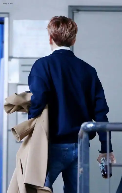 边伯贤 背影杀-堆糖,美好生活研究所