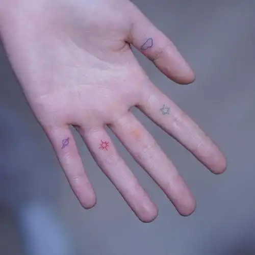 男女都适合的手指小清新纹身手指纹身图案