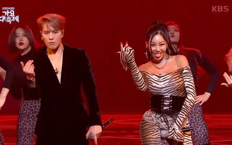 jessi x 王嘉尔 - nunu nana 2020kbs歌谣大庆典 现场 201218