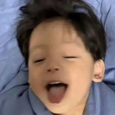 高清可爱的小男孩照片萌娃头像图片,男生头像图片