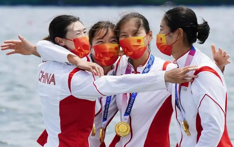2020东京奥运会赛艇女子四人双桨决赛:中国队夺冠