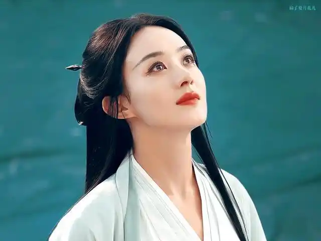 赵丽颖这一两年的三个现代角色,真的剧抛脸实锤了!