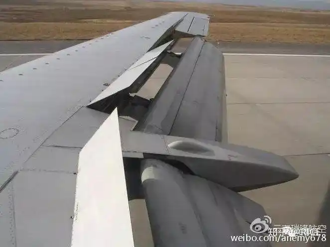 飞机的襟翼