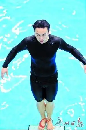 释小龙助理溺亡引热议:跳水节目应该被叫停