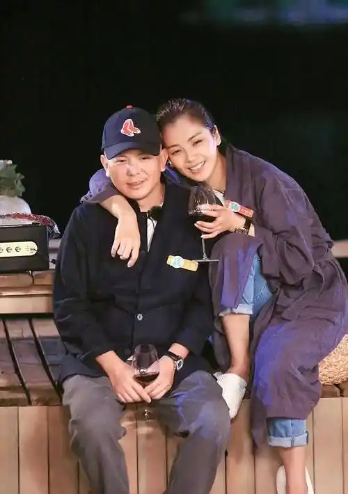 原创国民贤妻刘涛疯狂拍戏帮丈夫还清4亿债务和婆婆情同闺蜜