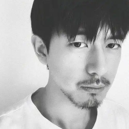 男明星流量密码,向全世界安利这个胡渣男