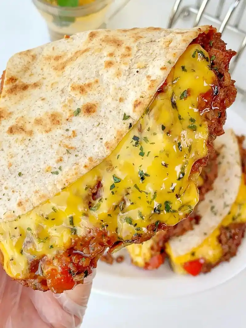 土豆泥番茄牛肉芝士饼7515谁发明的,太好吃.