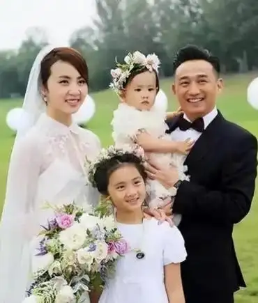 看到52岁的黄磊自曝无戏可拍我才明白当年张译说的话