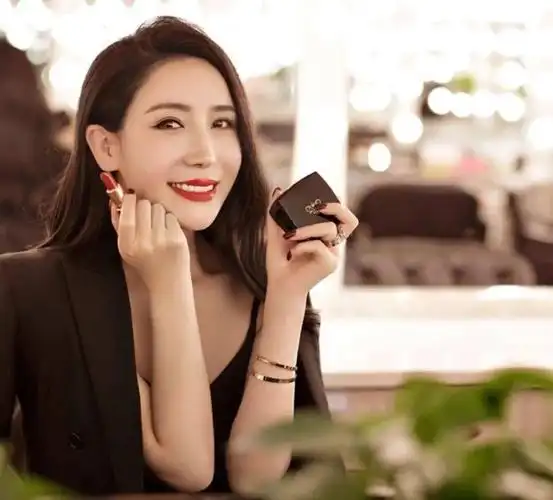 快手超头部主播贺冬冬:单场gmv破亿背后的故事