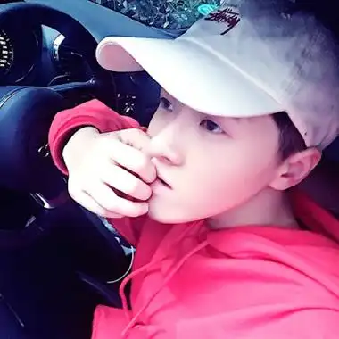 比心情侣头像一男一女