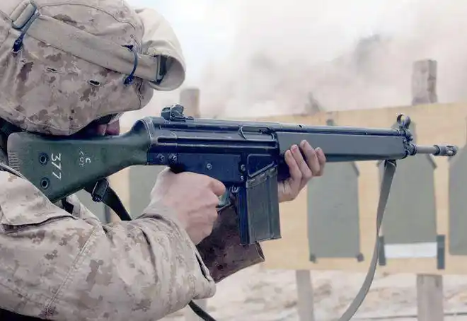 62×51毫米北约大威力枪弹的g3德式步枪.