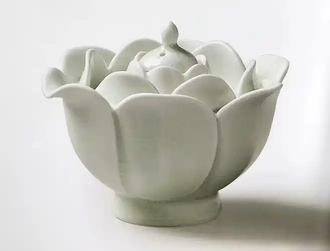 时光如莲,如莲人生——访韩国广州朝鲜王室官窑陶艺名匠申铉哲_作品