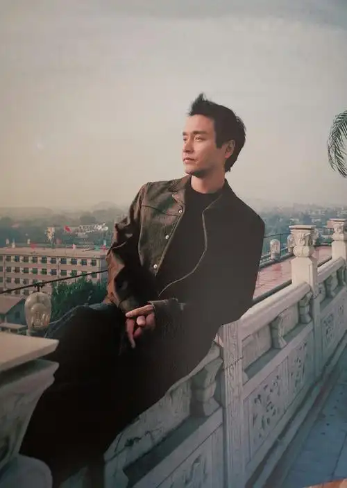 放眼整个娱乐圈,你如何评价张国荣的颜值? - 知乎