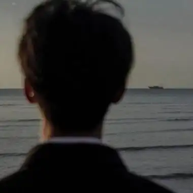 伤感颓废男头真人版图片合集适合堕落忧郁时候的男生头像