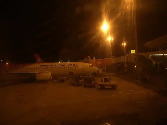 广东省深圳市宝安区领航一路靠近深圳宝安国际机场商务贵宾楼