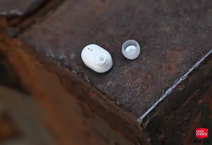 小米蓝牙耳机 airdots 青春版体验:199 元的售价,一款性价比很高的真