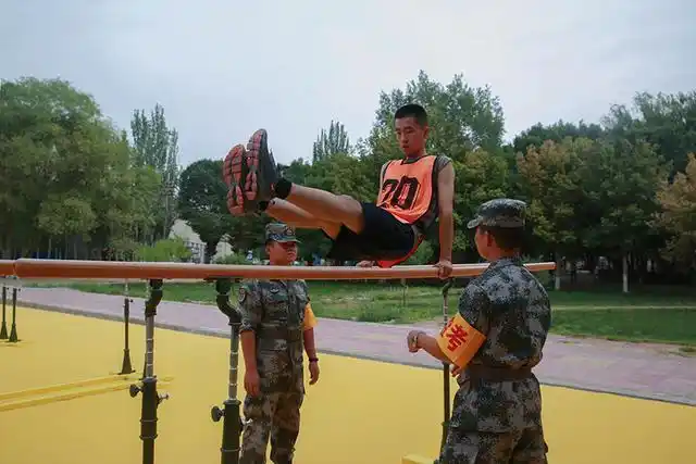 战略支援部队:"高标准,严要求"全面抓好士官选晋考核工作