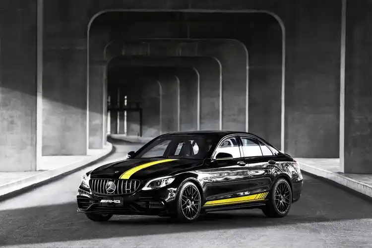 速战速决锋芒毕露梅赛德斯amgc63暗夜特别版耀目上市