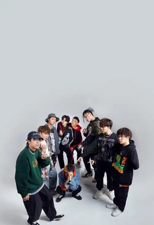 class="ref" data-ctrid="u9q54fw">是活死人(walking dead)厂牌首张