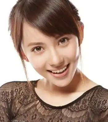 1,赵霁的身体原因,无法继续上镜因为本身来说,演员因身体原因无法正常