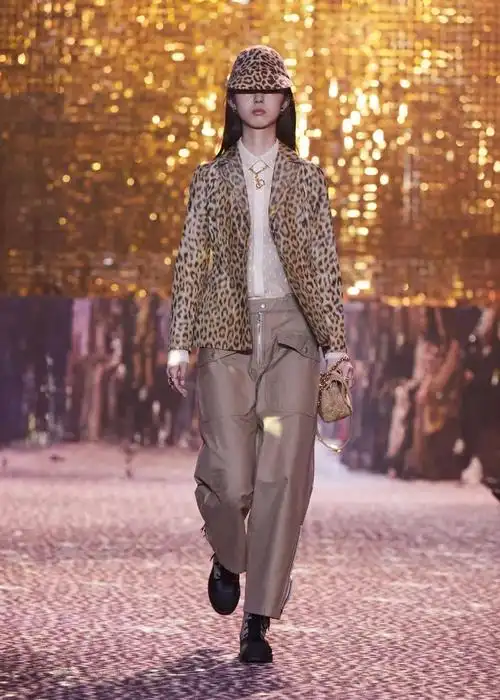dior2021秋冬时装秀上海