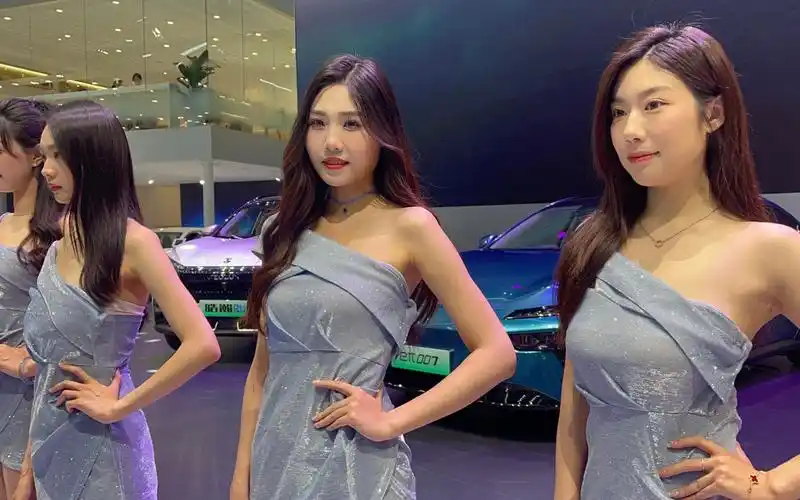 2023广州国际车展 东风汽车 好看的小姐姐们
