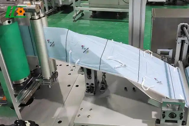 全自动kn95定位口罩机(web)3