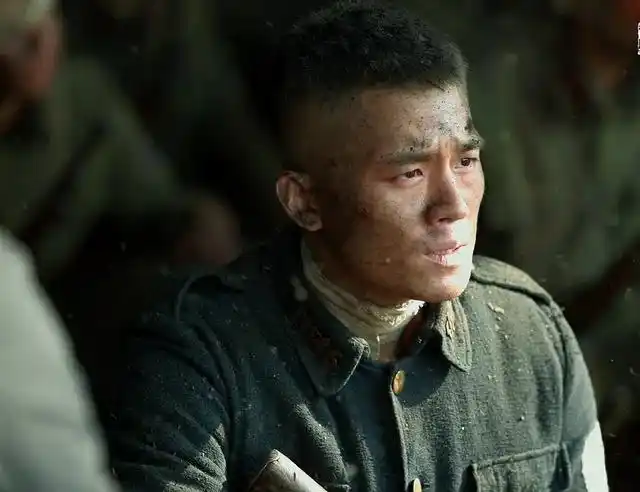 张译票房破10亿(八佰点映预售总票房超1.5亿)