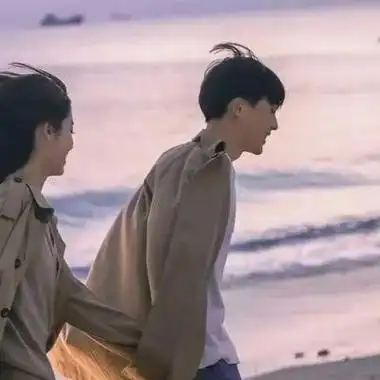 情侣头像成熟稳重高不可攀