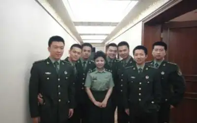 民歌天后董文华18岁拒绝早恋 揭秘其家庭背景[图]【4】