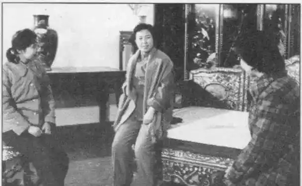 李玉琴苦找他十年,相逢后与其起诉离婚_日本_福贵人_谭玉玲