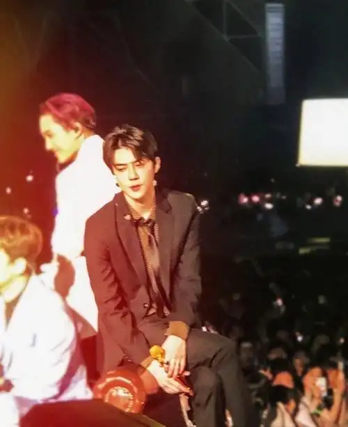 吴世勋生图即神图