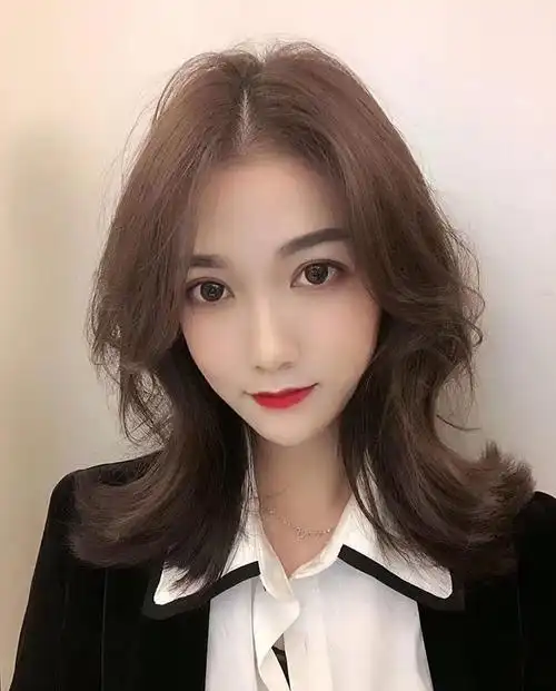 当下最火最流行发型22款,减龄时尚美美哒,爱美女性都喜欢