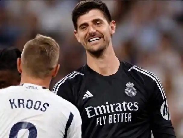 库尔图瓦退出欧洲杯:比利时队门将阵容微妙变动