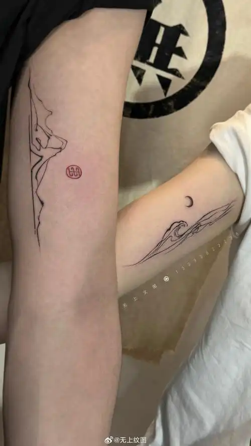 情侣纹身##大臂纹身##山水纹身##线条纹身##极简纹身