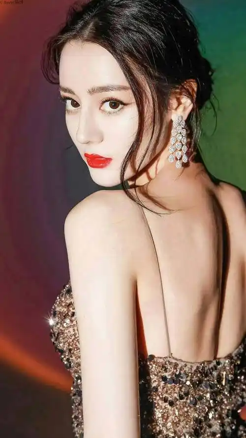 迪丽热巴星光大赏