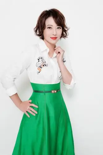 周海媚凸显坚韧性格 致力公益传递正能量