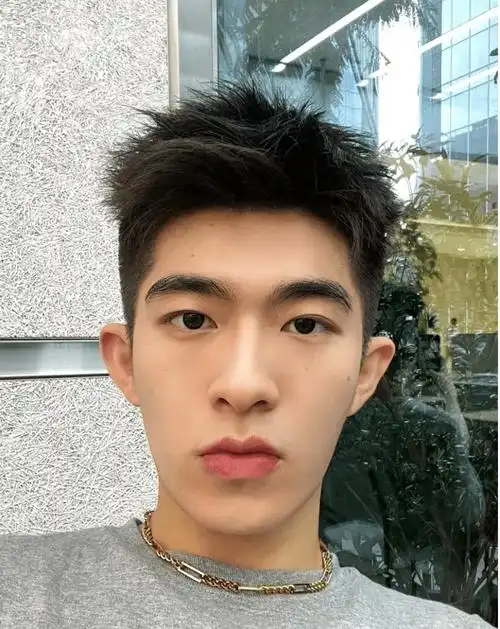 原创18到28岁男士看看这16款发型款款都很帅气