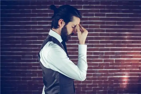 侧面视角,悲伤,男人