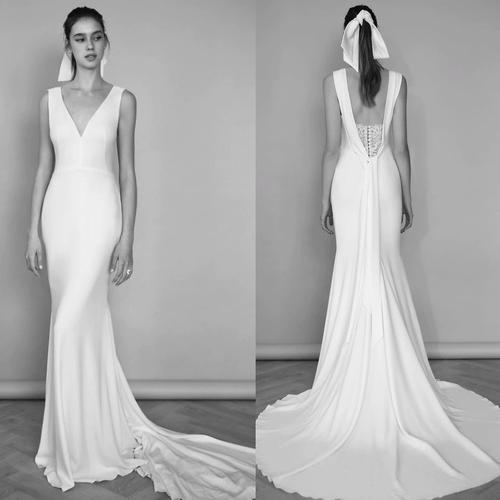 安妮原创设计师品牌法式简约优雅v领缎面修身婚礼礼服白色轻婚纱