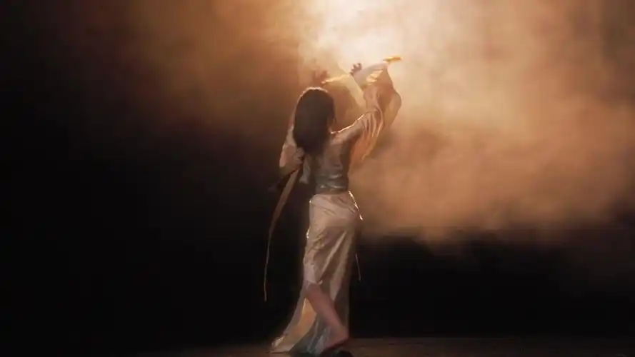 我寻了半生的春天,你一笑就是了.#国风美永不过时 #古风舞蹈