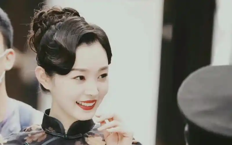 [宋轶]论姐姐和旗袍的适配度